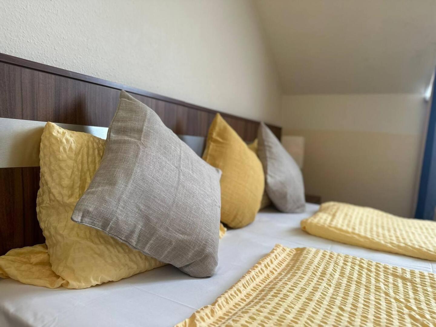 Apartment Paid Parking I Calm Location I 10 Minutes To S-bahn Wien