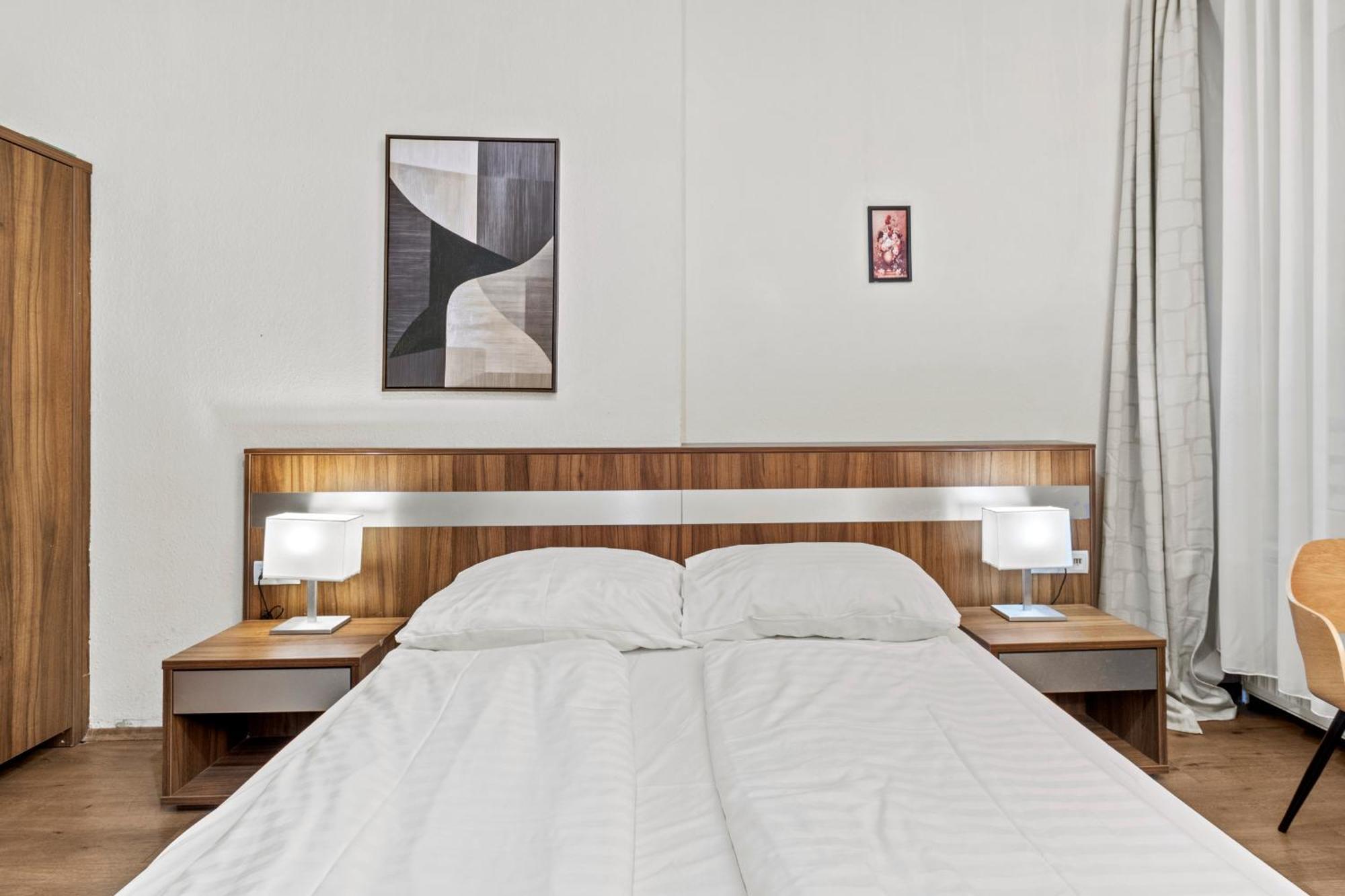 Apartment Paid Parking I Calm Location I 10 Minutes To S-bahn Wien